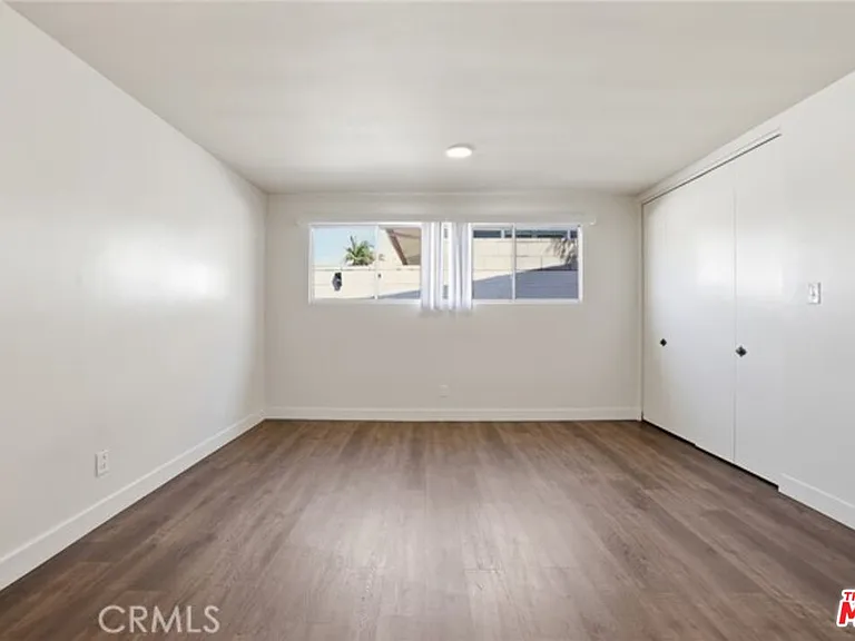 6732 Wooster Ave — Photo 7