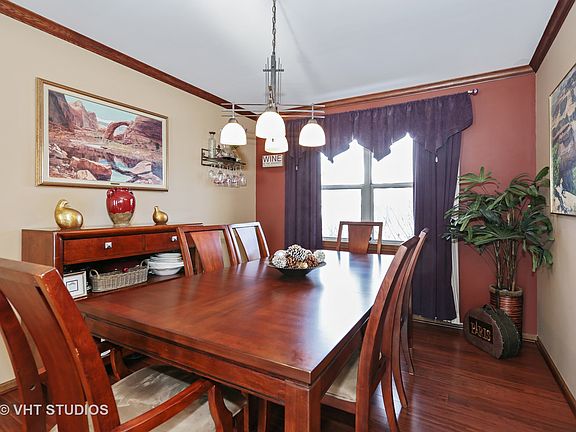 4th image of 212 Knightsbridge Dr