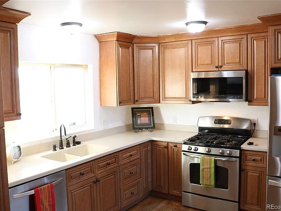 4th image of 4440 E 109th Avenue