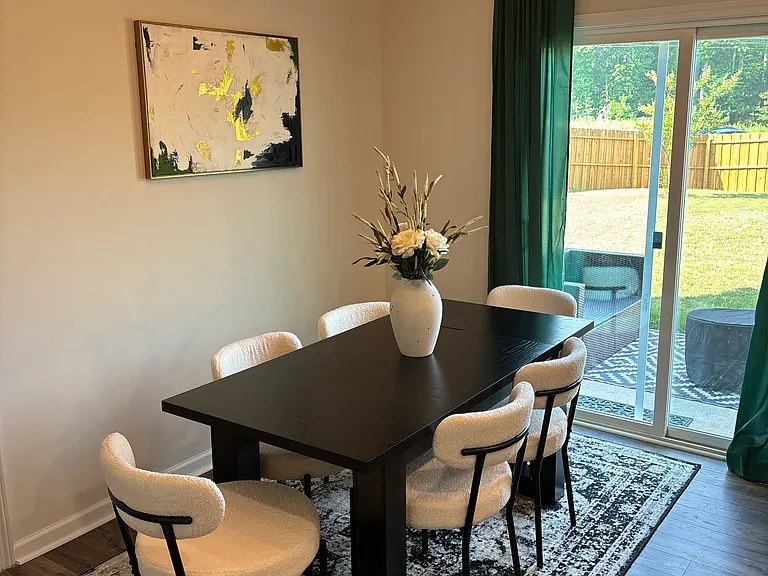 510 Palmerston Dr — Photo 8
