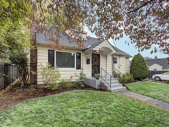 2nd image of 615 W 39th St