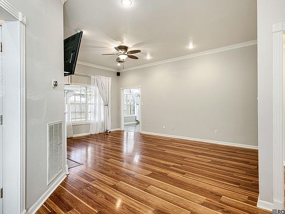 4th image of 102 El Dorado Ct