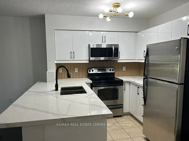 1370 Main St E #103 — Photo 6