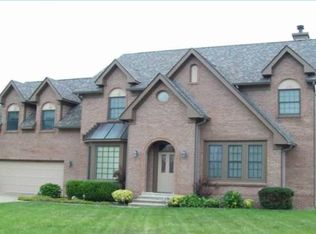 219 Edgewood Ct, Pittsboro, IN 46167