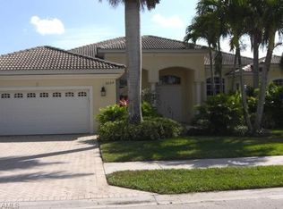 5064 Castlerock Way, Naples, FL 34112
