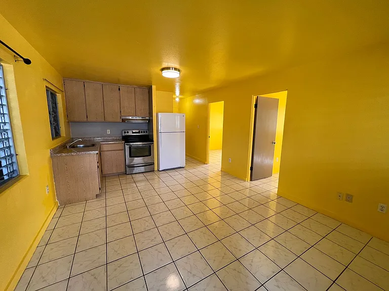 234 Oneawa St #B — Photo 2