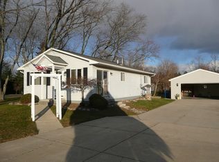 58212 Ruth Jean, Washington, MI 48094