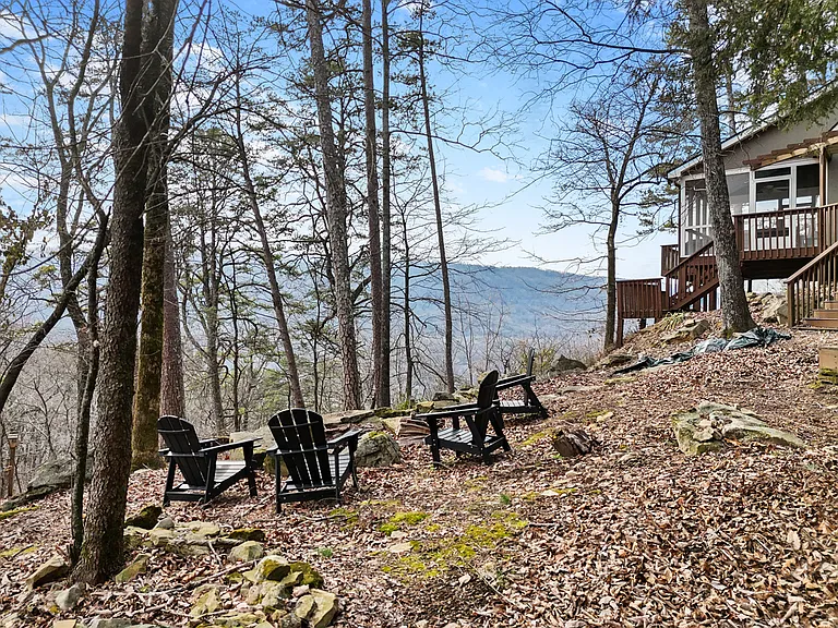 1464 Palisades Rd — Photo 30