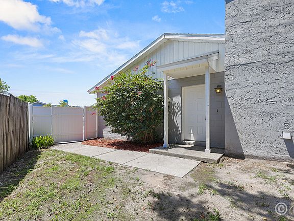 2nd image of 1219 Mohrlake Dr