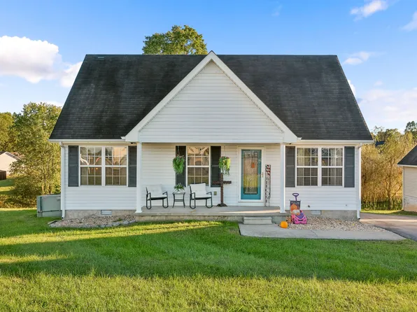42 Kellie Ct, Lafayette, TN 37083