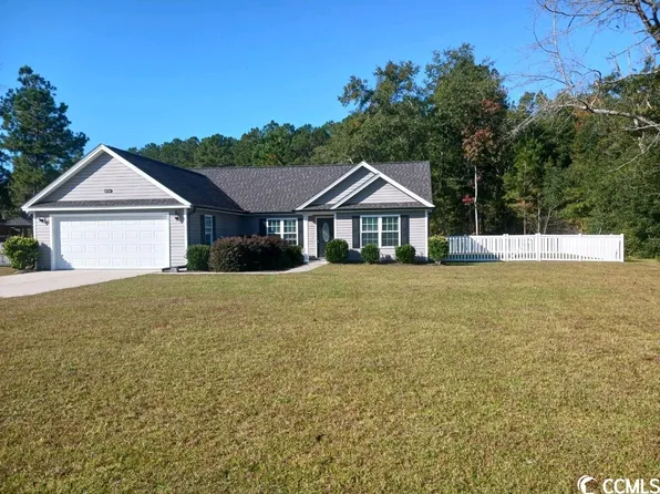69 Rolling Oak Dr., Georgetown, SC 29440