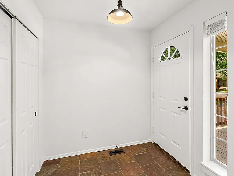 1397 N River Rock Dr — Photo 4