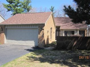 201 Raintree Cir, Kalamazoo, MI 49006