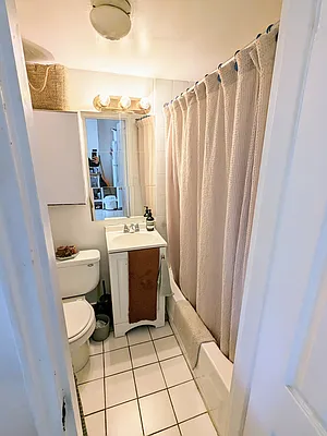 Rented by Highline Residential | media 6