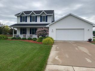 2896 Conesta Dr, Green Bay, WI 54311