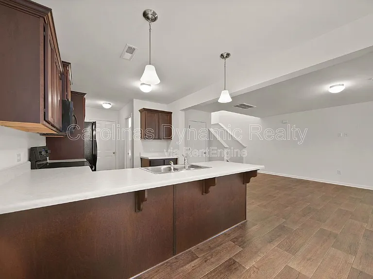 1025 Newfound Hollow Dr — Photo 11