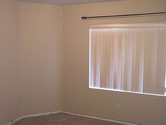 3rd image of 317 Desert Knolls St
