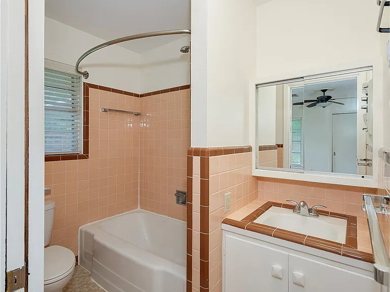 501 Helena St — Photo 19