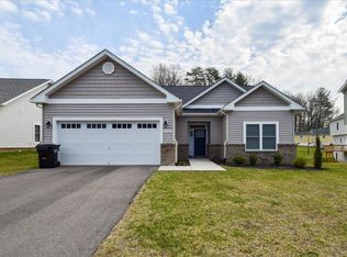 5737 Ivy Park Dr, Roanoke, VA 24018