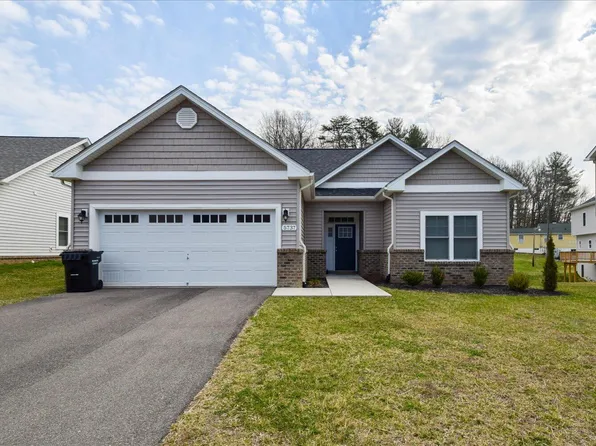 5737 Ivy Park Dr, Roanoke, VA 24018