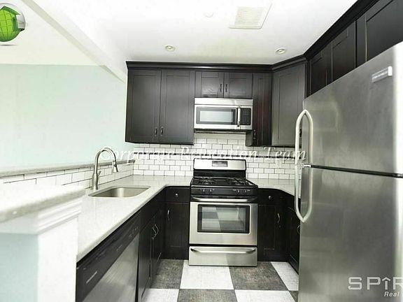 3rd image of 30-37 38th St Unit 4F