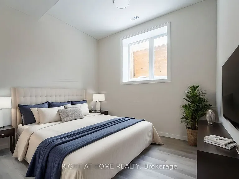 3515 Saint Clair Ave E #BASEMENT — Photo 6