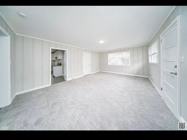 220 Ellis St — Photo 9