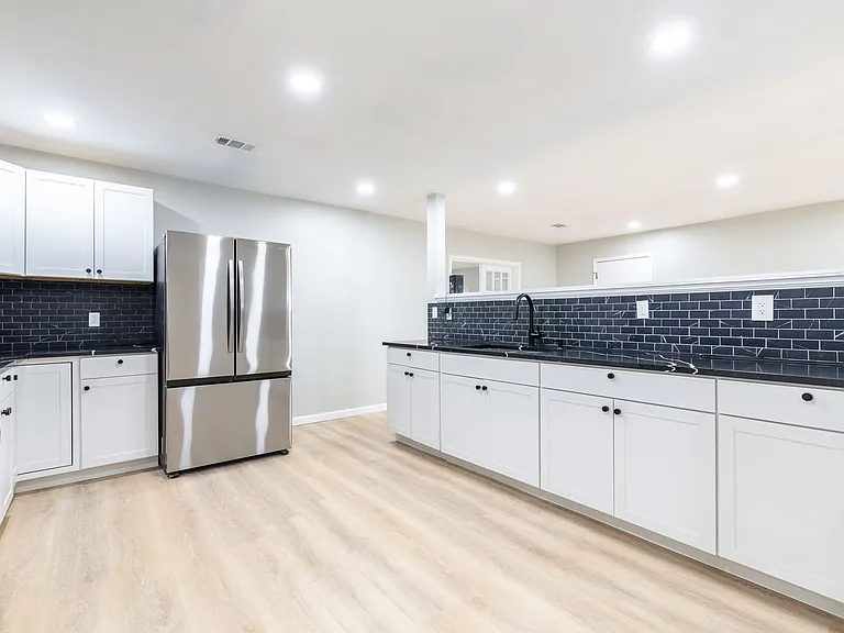 1000 Rampart Pl — Photo 13