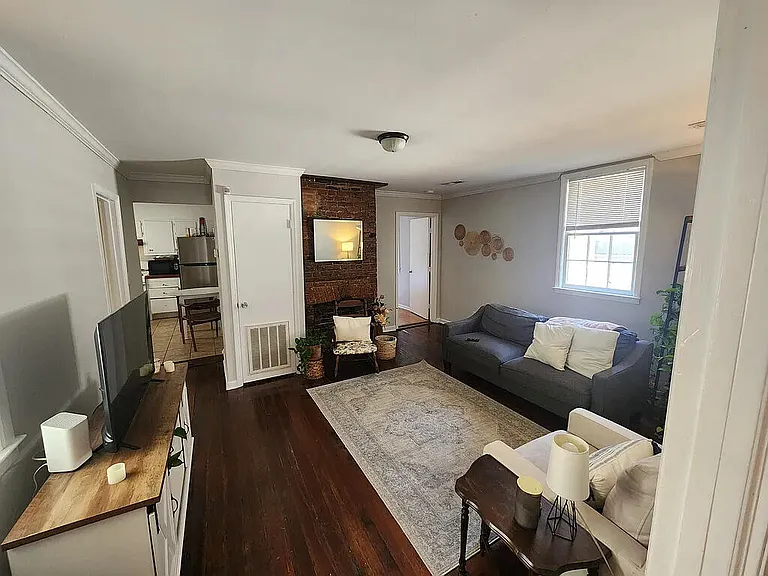 119 Drake St #A — Photo 3