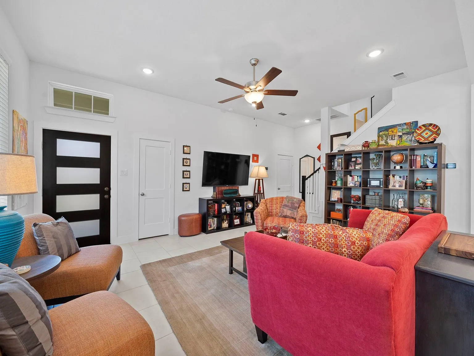 3 bed, 2.5 bath, 1800 sqft, $2,500 — Photo 4