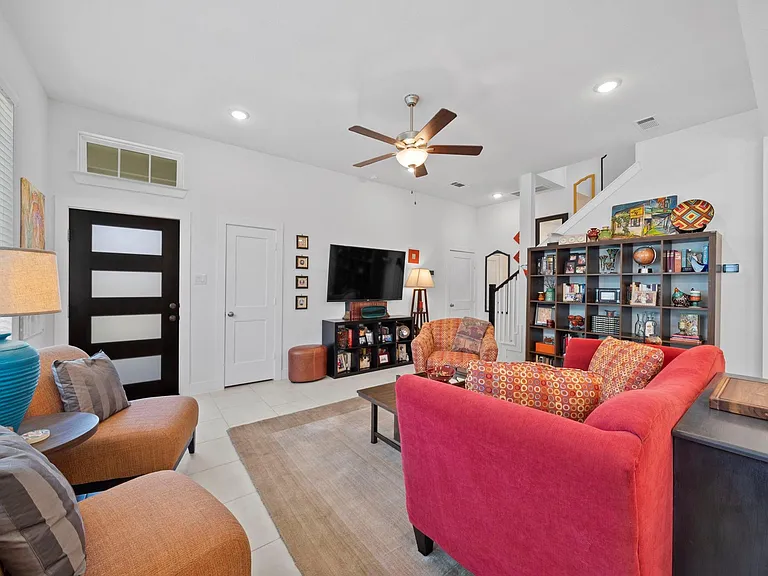 7907 Starfish Arbor Dr — Photo 3