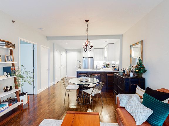3rd image of 11-25 45th Ave #3F