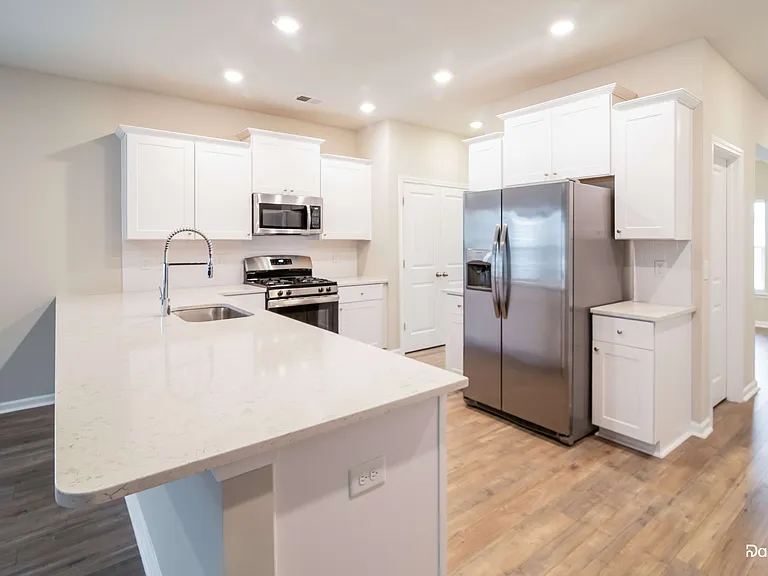 228 Granton Edge Ln — Photo 3