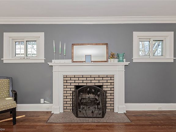 5th image of 3354 Altamont Ave