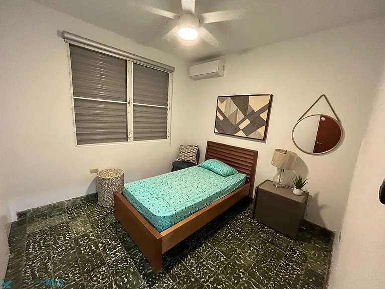 107 Lighthouse — Photo 14