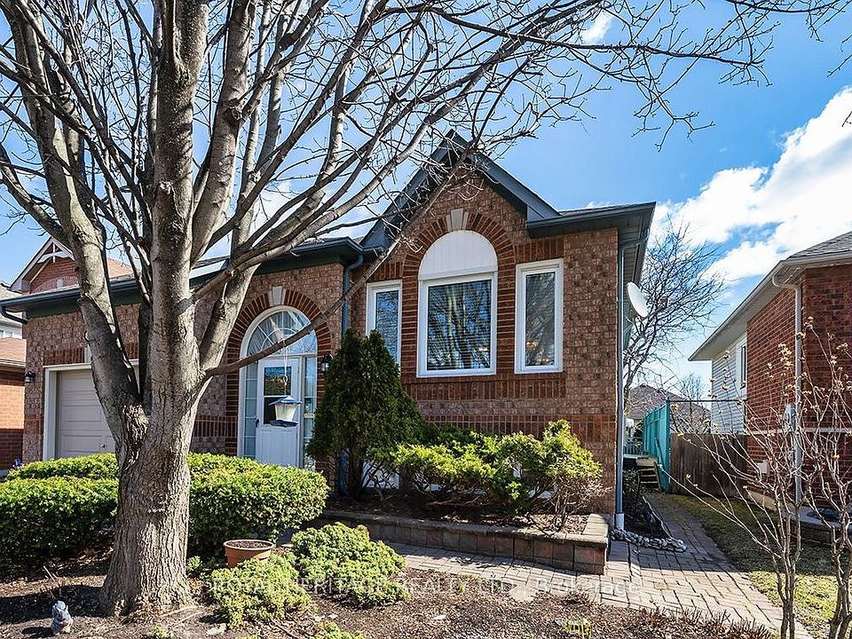 1st image of 31 Thames Dr N
