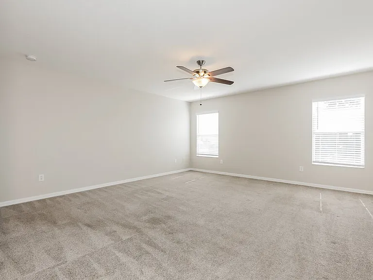 9540 Simeon Dr — Photo 10