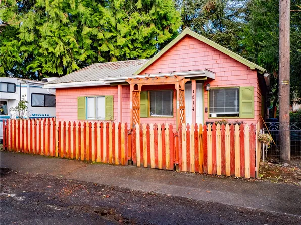 1814 Garfield Avenue NW, Olympia, WA 98502