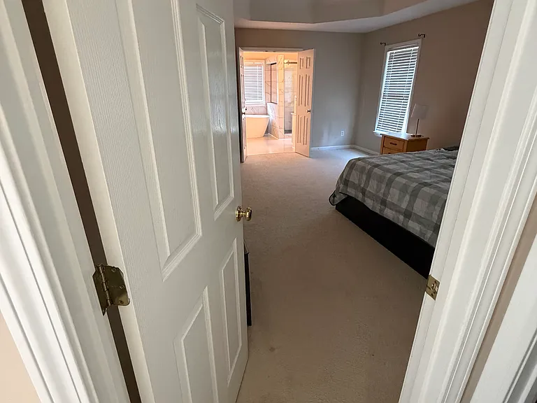 1019 Carroll Ct — Photo 16
