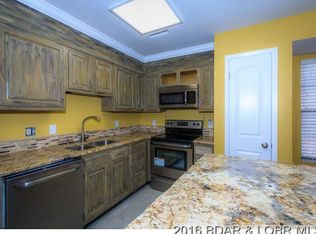 61 Circle Edge, Lake Ozark, MO 65049