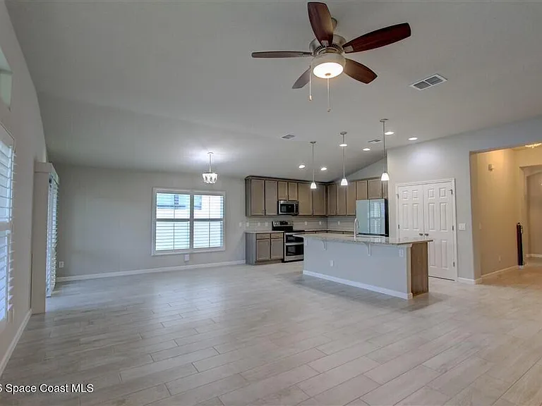 4188 Trovita Cir W — Photo 12