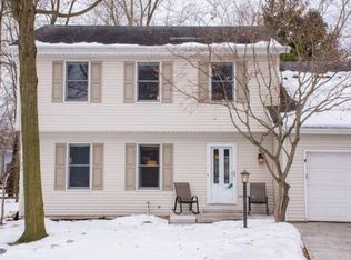 1815 Deepwood Ct, Mishawaka, IN