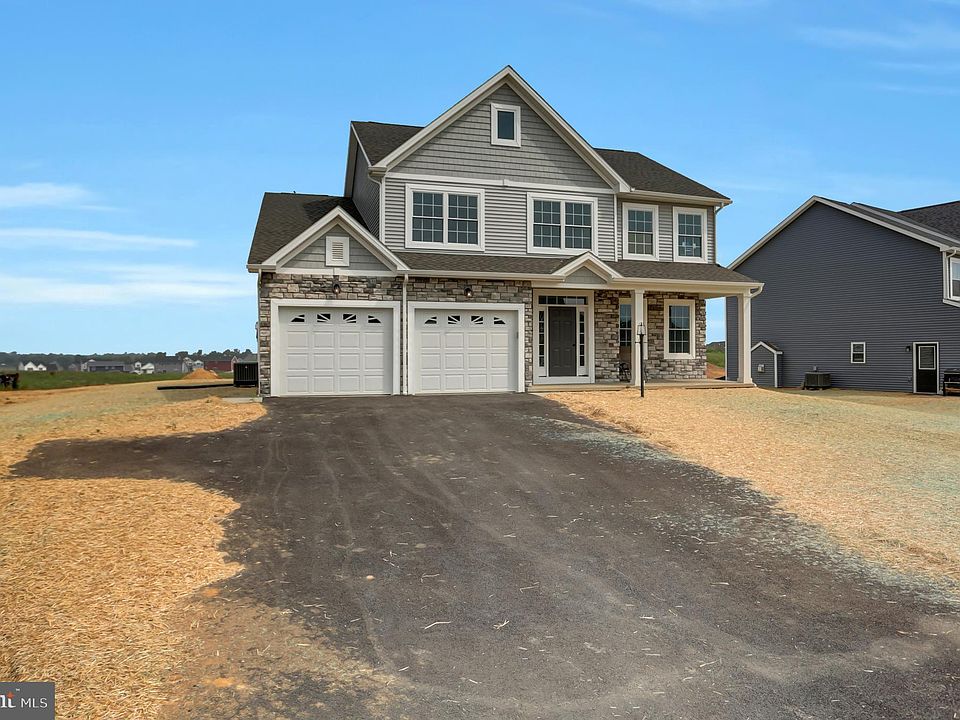 2nd image of 1801 Edgewood Dr