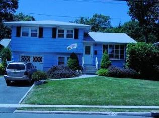 366 Foxwood Rd, Union, NJ 07083