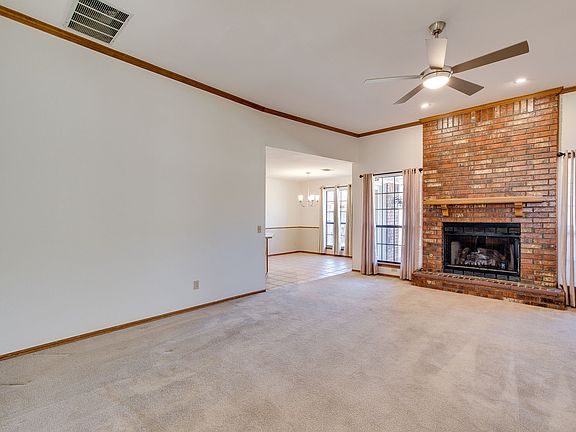 4th image of 1205 SW 133rd Pl