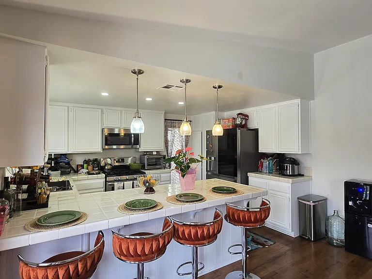 1037 E Avenue K6 — Photo 11