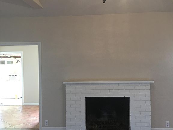5th image of 510 N Raymond Ave
