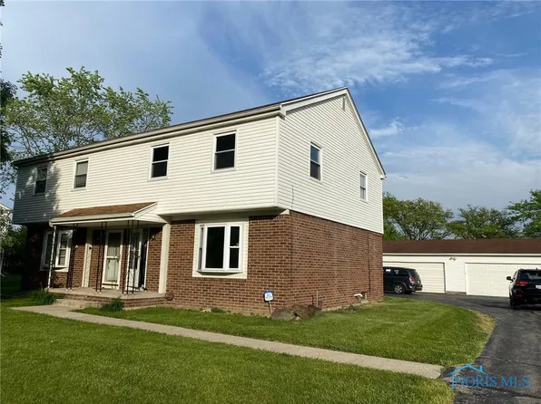 5843 Cresthaven Ln, Toledo, OH 43614