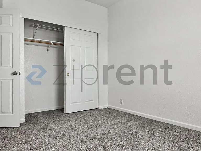 2342 Canary Dr — Photo 30