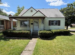 1058 92nd St, Niagara Falls, NY 14304